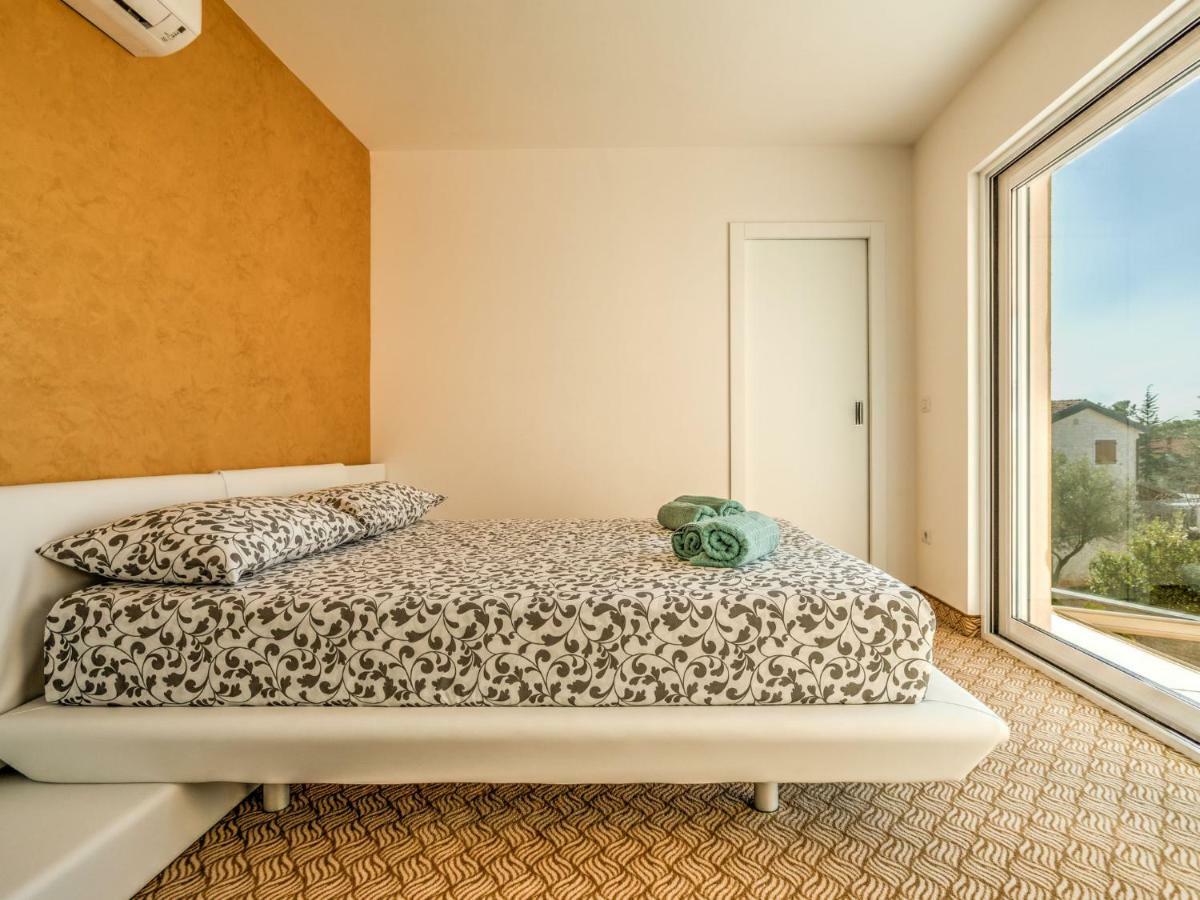 Apartment Karmen By Interhome Ловречица Экстерьер фото